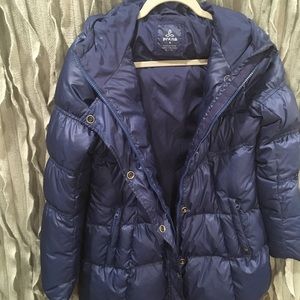 Prana Women’s puffer coat